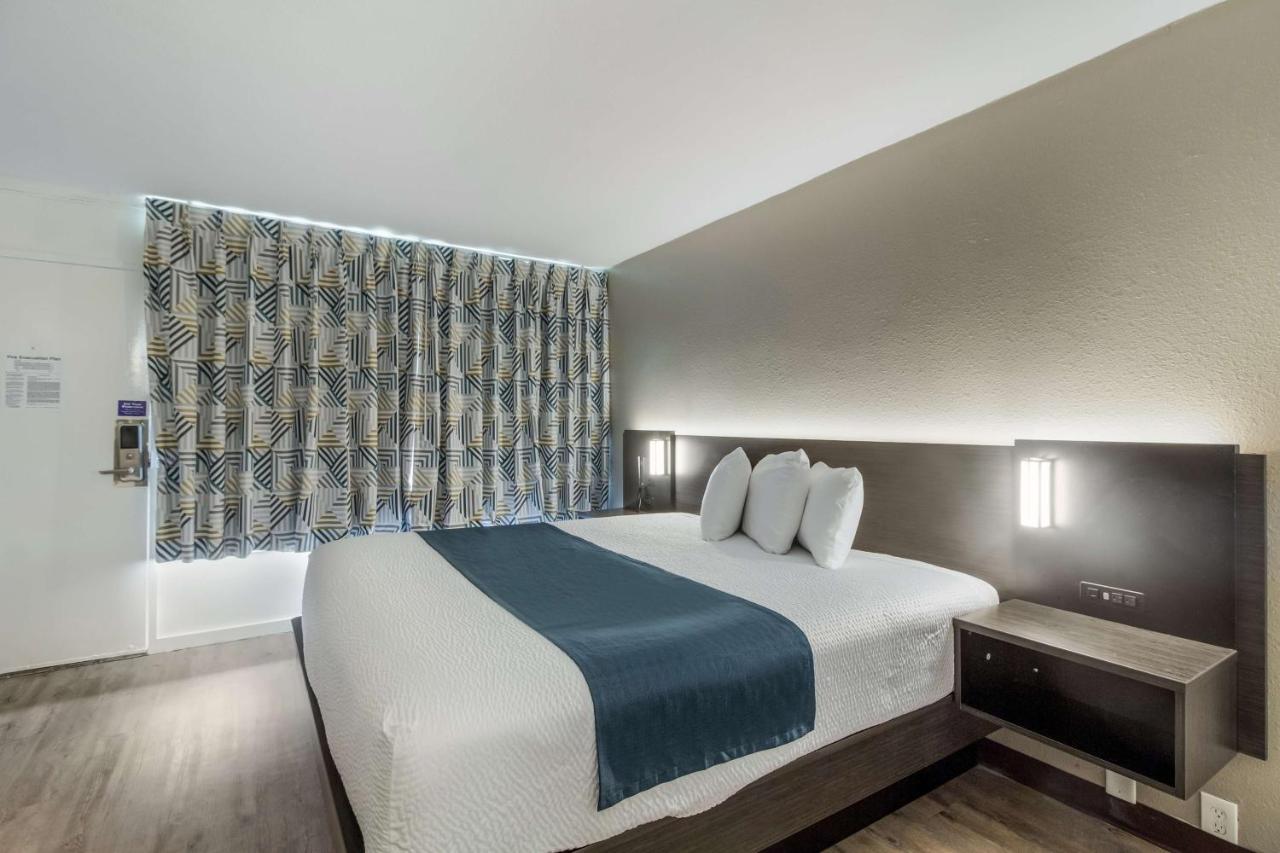 Motel 6 Groves, Tx Εξωτερικό φωτογραφία