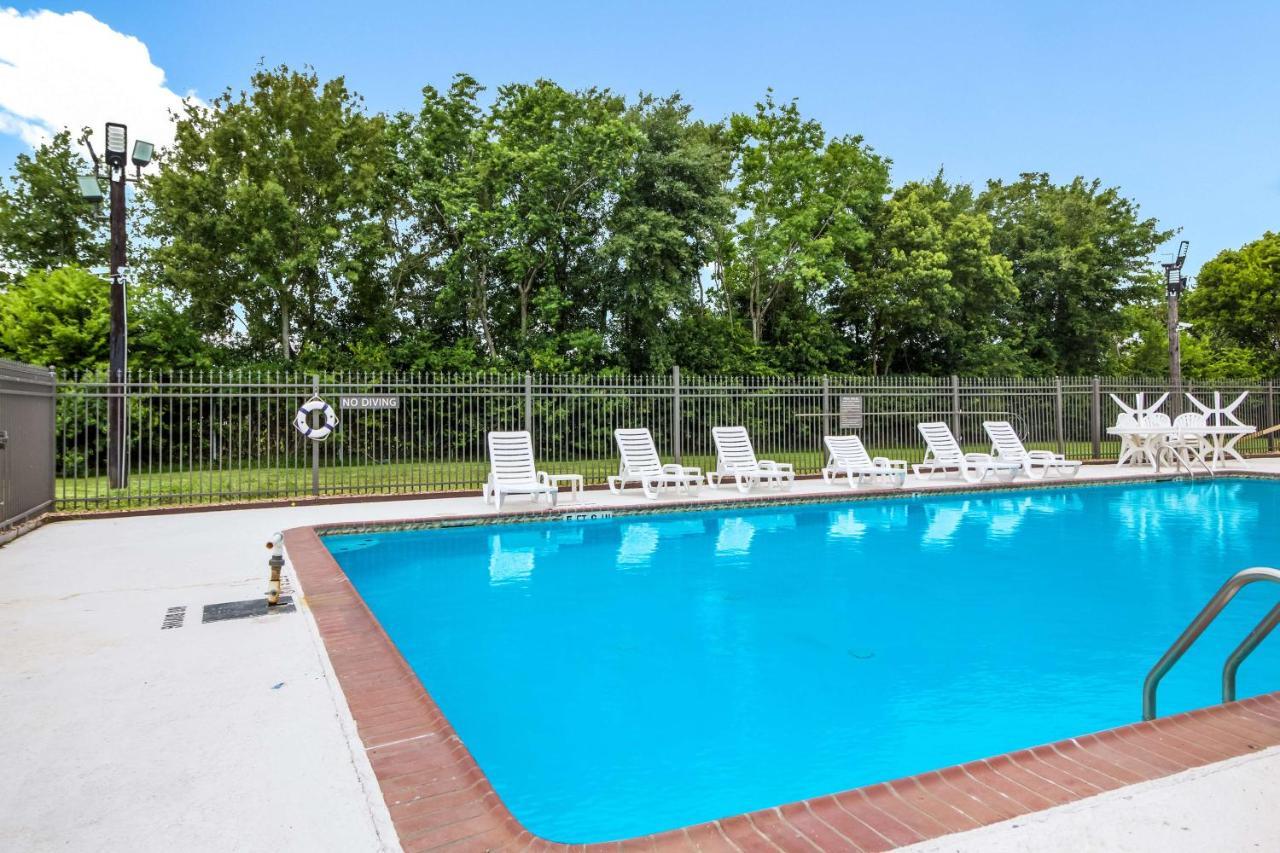 Motel 6 Groves, Tx Εξωτερικό φωτογραφία